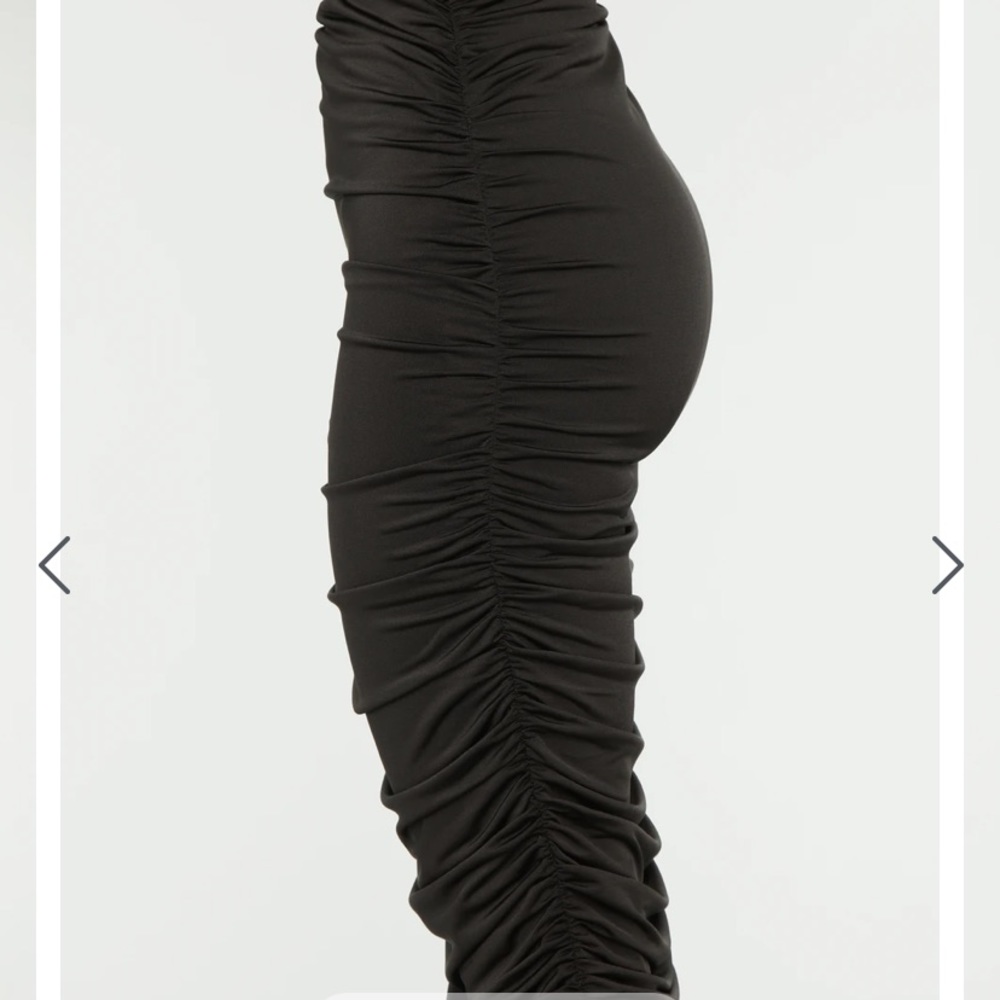 NWOT Fashion Nova Ruched Skirt - Picture 3 of 6